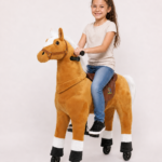 Reitpferd Simba (Farbe: hellbraun) – Größe M/L für Kinder ab 5-9 Jahren und Größer >110cm | Traglast 80kg
